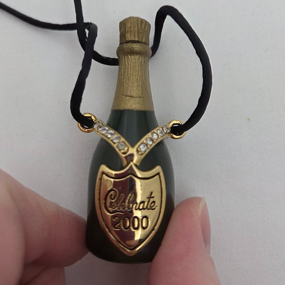 Vintage Y2K Year 2000 Plastic Champagne Bottle Necklace